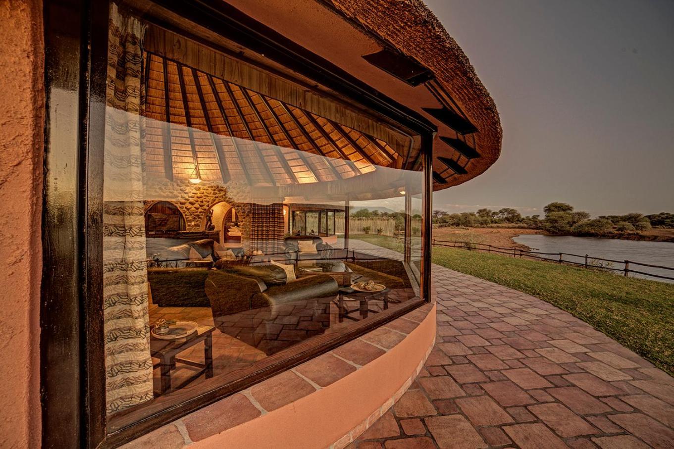 Mount Etjo Safari Lodge Kalkfeld Exterior foto