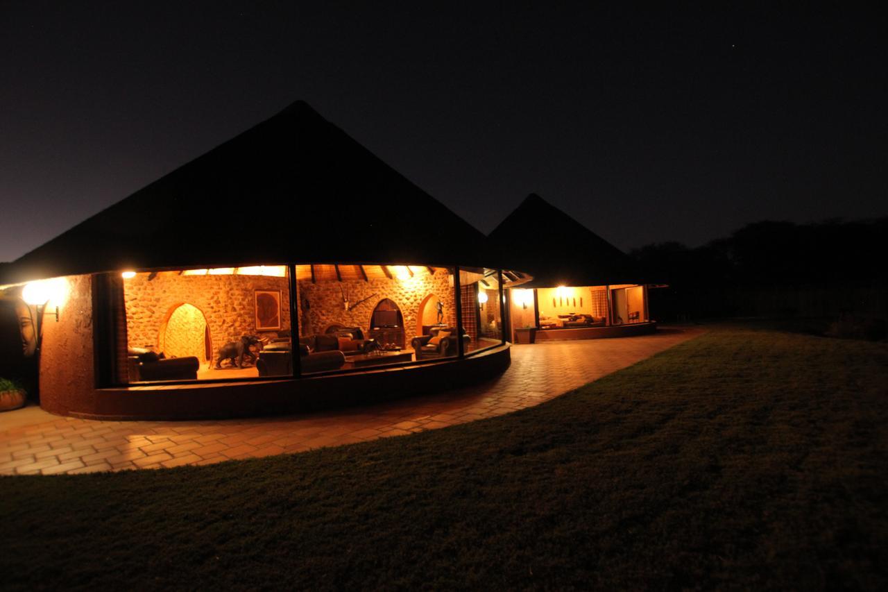 Mount Etjo Safari Lodge Kalkfeld Exterior foto